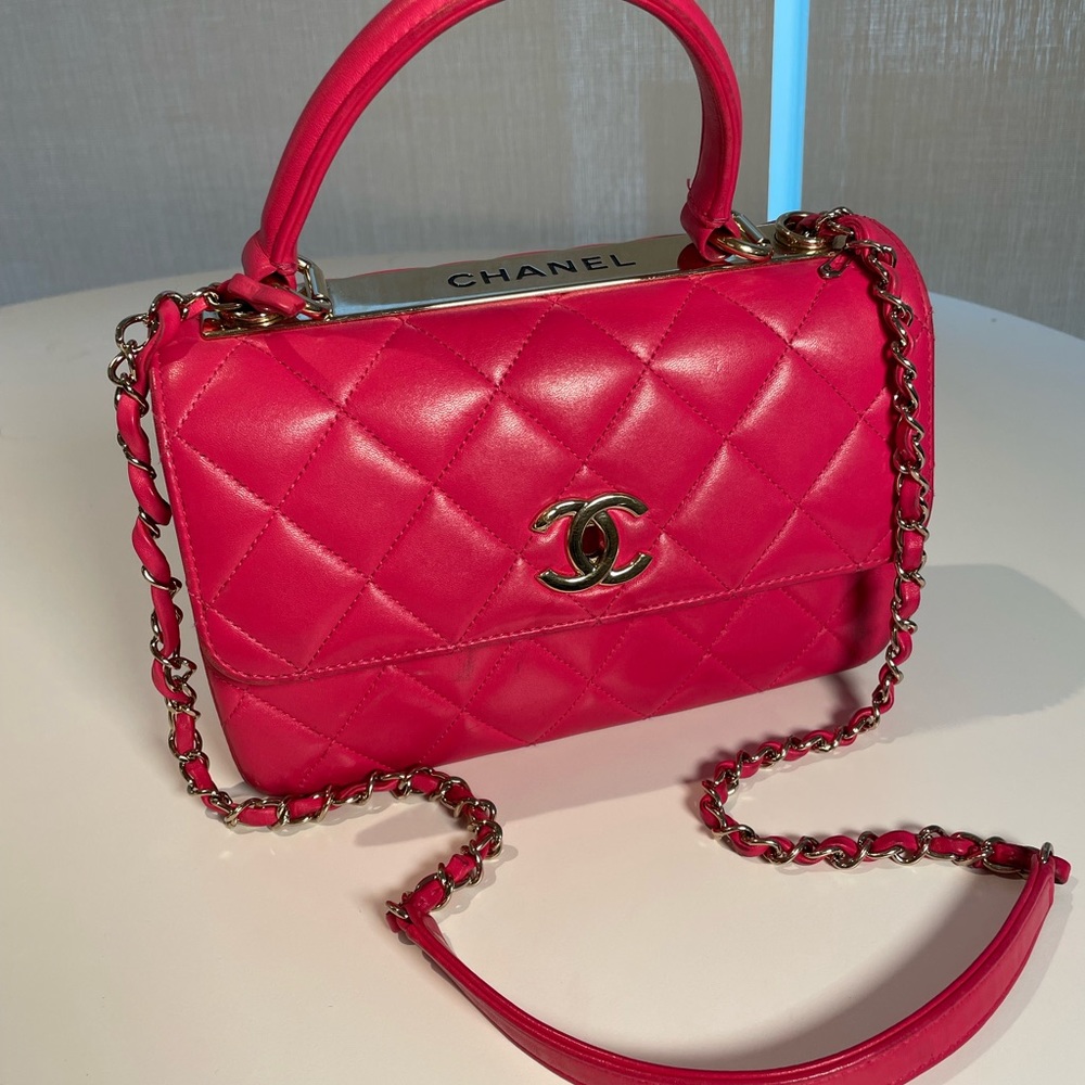 Chanel
Pink Quilted Lambskin Small Trendy CC Top Handle Flap Bag Gold Hardware,